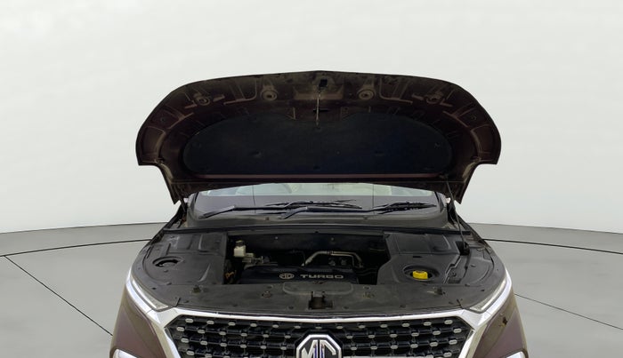 2022 MG HECTOR SHARP 1.5 PETROL CVT, Petrol, Automatic, 32,256 km, Open Bonet