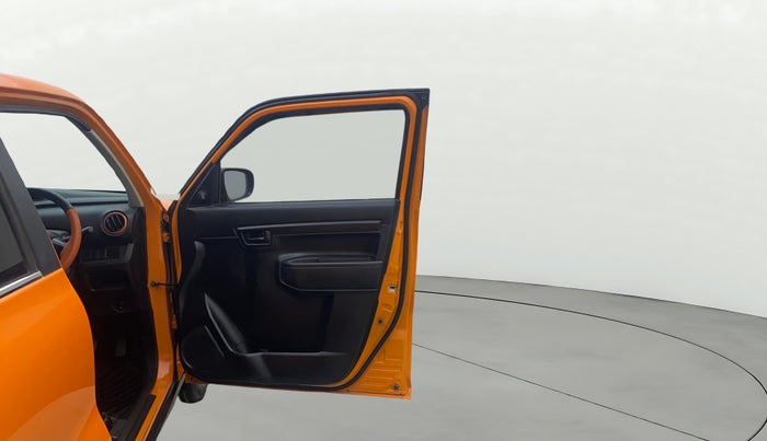 2020 Maruti S PRESSO VXI+, Petrol, Manual, 72,005 km, RHS Front Door