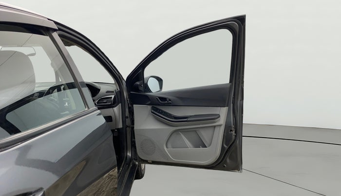 2022 Tata Tiago XT CNG, CNG, Manual, 57,807 km, RHS Front Door