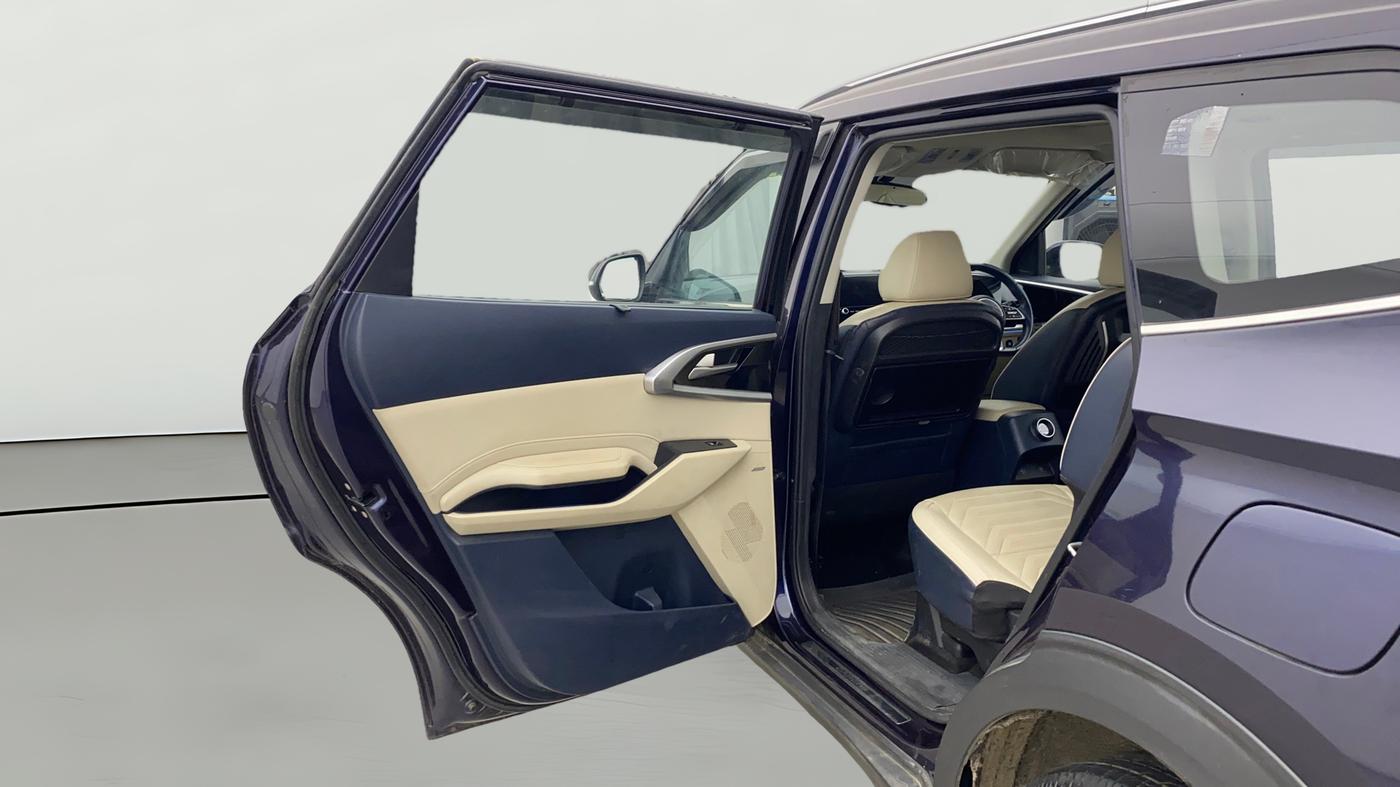 2022 KIA CARENS LUXURY PLUS 1.5 DIESEL AT 6 STR, Diesel, Automatic, 84,964 km, LHS Rear Door