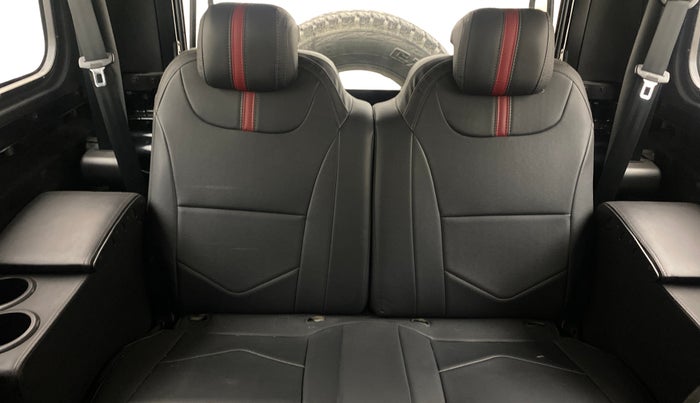 2022 Mahindra Thar LX PETROL HT 4WD AT, Petrol, Automatic, 60,639 km, Right Side Rear Door Cabin