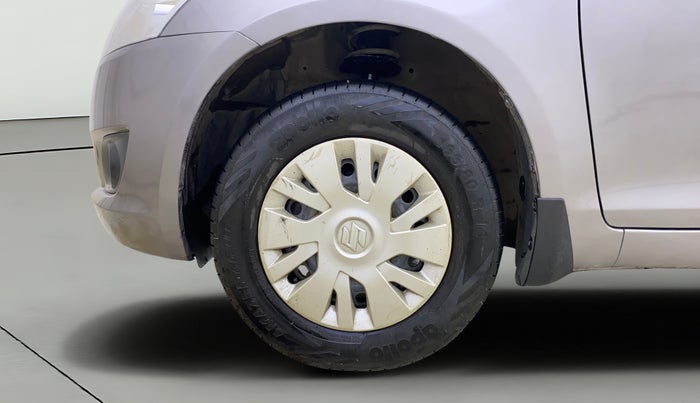 2013 Maruti Swift VXI, Petrol, Manual, 63,984 km, Left Front Wheel