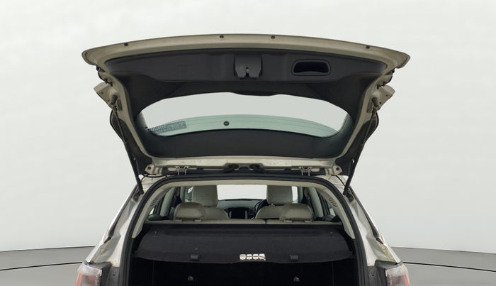 2017 Jeep Compass LIMITED 2.0 DIESEL 4X4, Diesel, Manual, 66,425 km, Boot Door Open