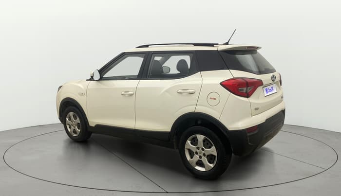 2019 Mahindra XUV300 W6 1.5 DIESEL, Diesel, Manual, 1,09,569 km, Left Back Diagonal