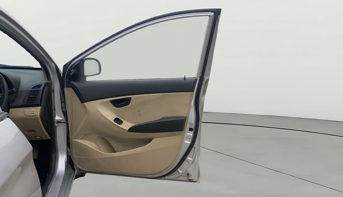 2018 Hyundai Eon MAGNA +, Petrol, Manual, 55,171 km, RHS Front Door