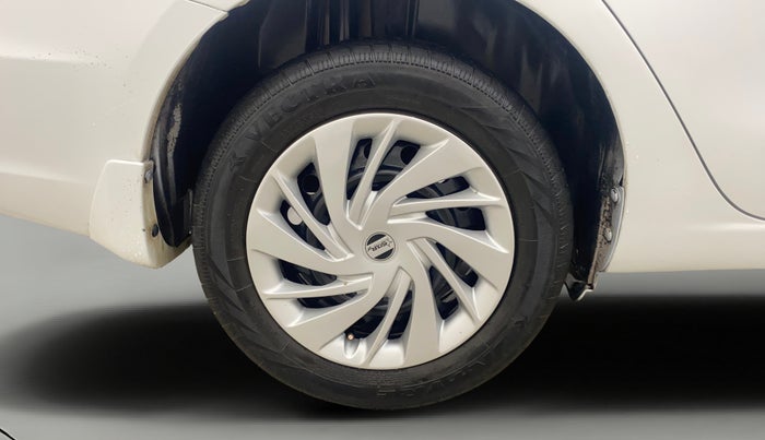 2015 Maruti Ciaz VDI+ SHVS, Diesel, Manual, 1,27,560 km, Right Rear Wheel