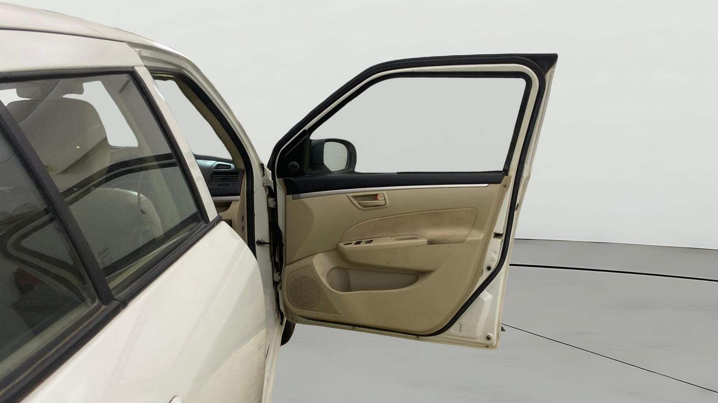 2021 Maruti Swift Dzire TOUR S-CNG, CNG, Manual, 1,17,398 km, RHS Front Door