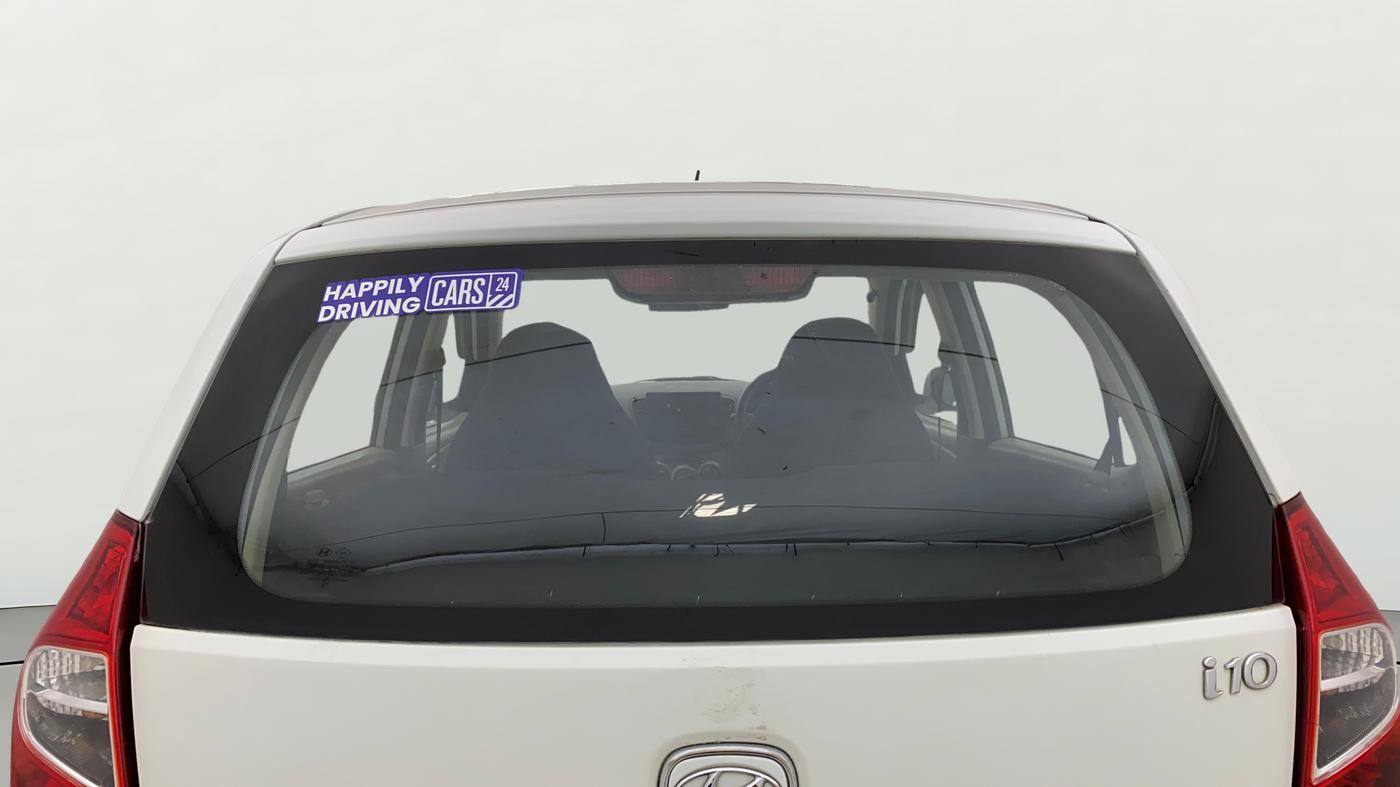 2013 Hyundai i10 MAGNA 1.1, CNG, Manual, 1,06,698 km, Rear Windshield