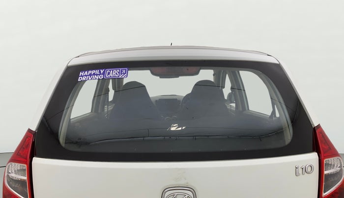 2013 Hyundai i10 MAGNA 1.1, CNG, Manual, 1,06,330 km, Rear Windshield