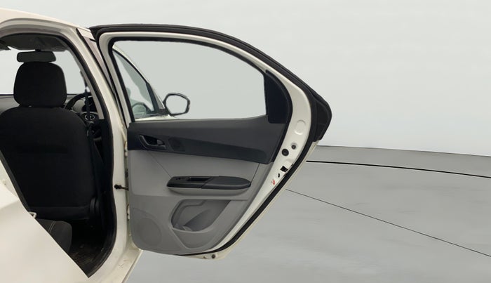 2023 Tata Tiago XT PETROL, Petrol, Manual, 25,802 km, RHS Rear Door