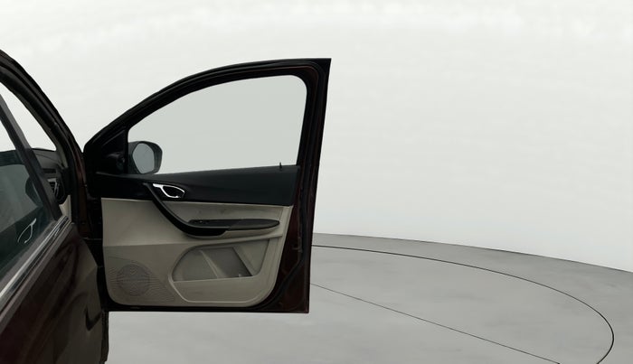 2022 Tata TIGOR XZ PLUS CNG, CNG, Manual, 89,321 km, RHS Front Door