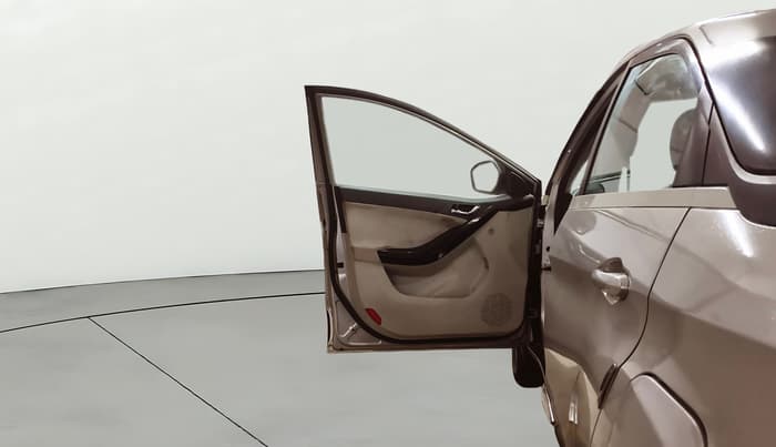 2020 Tata NEXON XZ PLUS PETROL SUNROOF, Petrol, Manual, 71,733 km, LHS Front Door