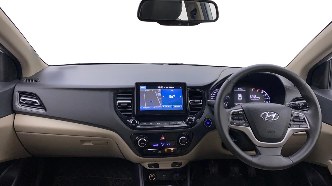 2022 Hyundai Verna SX (O)1.5 MPi, Petrol, Manual, 28,878 km, Dashboard