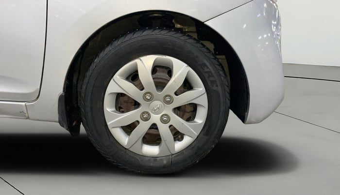 2015 Hyundai Eon MAGNA +, Petrol, Manual, 21,667 km, Right Front Wheel