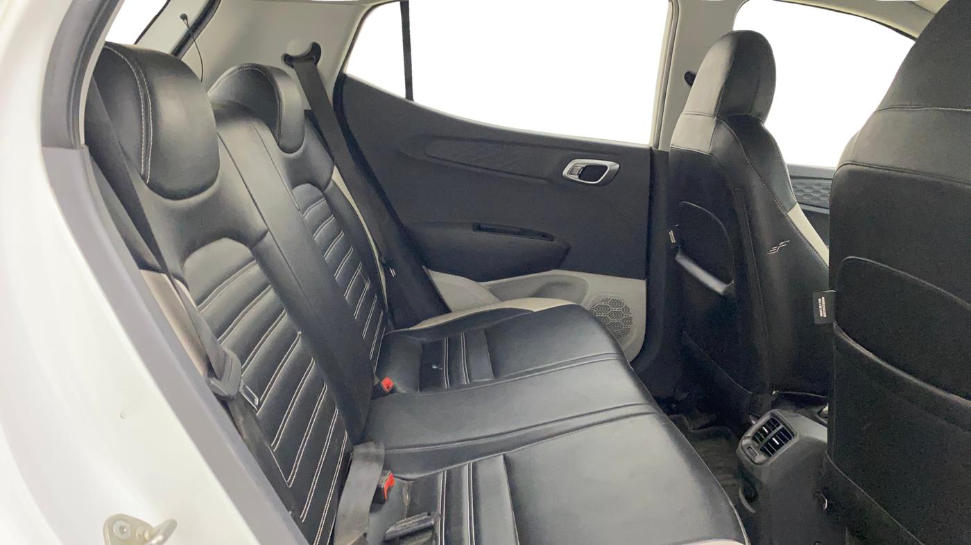 2023 Hyundai GRAND I10 NIOS SPORTZ 1.2 KAPPA VTVT, Petrol, Manual, 60,615 km, Right Side Rear Door Cabin