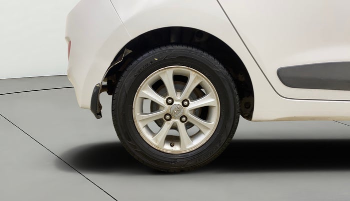 2015 Hyundai Grand i10 ASTA AT 1.2 KAPPA VTVT, Petrol, Automatic, 60,614 km, Right Rear Wheel