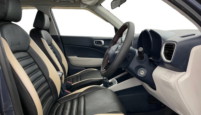 2020 Hyundai VENUE SX 1.0 TURBO IMT DUAL TONE, Petrol, Manual, 59,476 km, Right Side Front Door Cabin