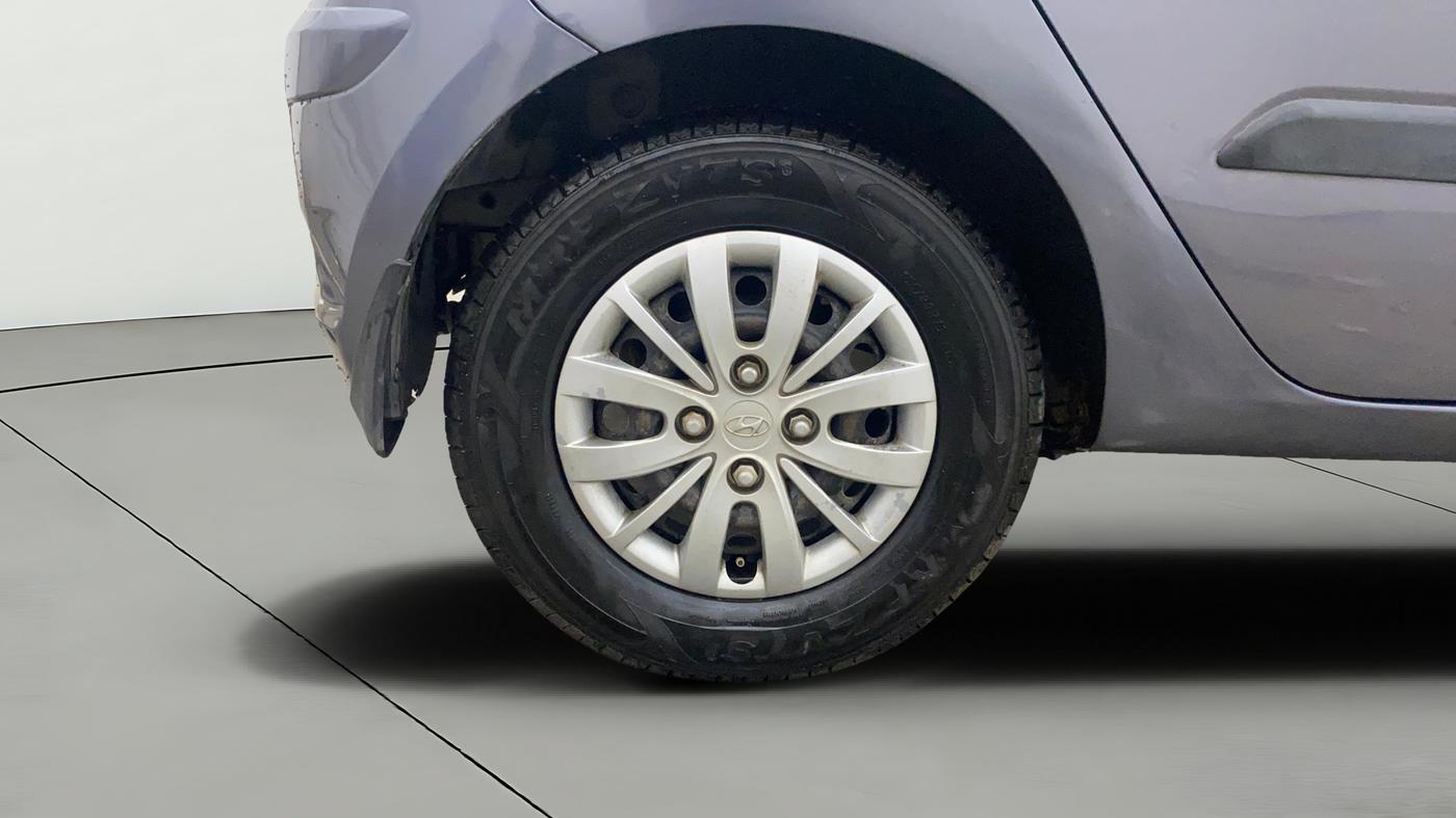2016 Hyundai i10 SPORTZ 1.1, Petrol, Manual, 59,754 km, Right Rear Wheel