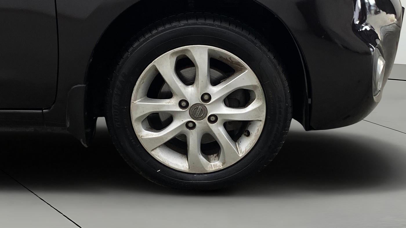2015 Nissan Micra XV CVT, Petrol, Automatic, 31,216 km, Right Front Wheel