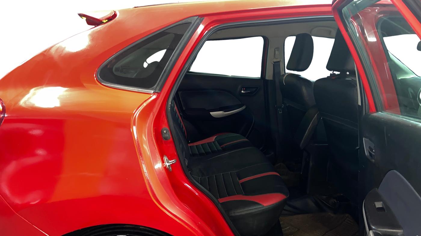 2016 Maruti Baleno ZETA DIESEL 1.3, Diesel, Manual, 68,780 km, Right Side Rear Door Cabin