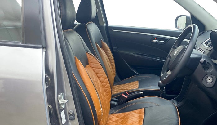 2013 Maruti Swift VXI, Petrol, Manual, 1,15,028 km, Right Side Front Door Cabin