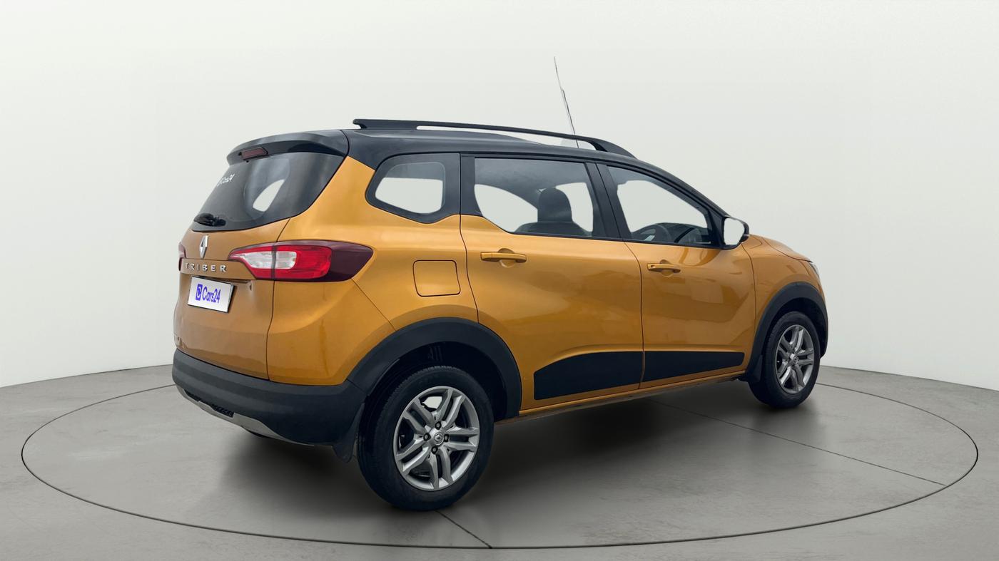 2022 Renault TRIBER RXZ, Petrol, Manual, 33,380 km, Right Back Diagonal