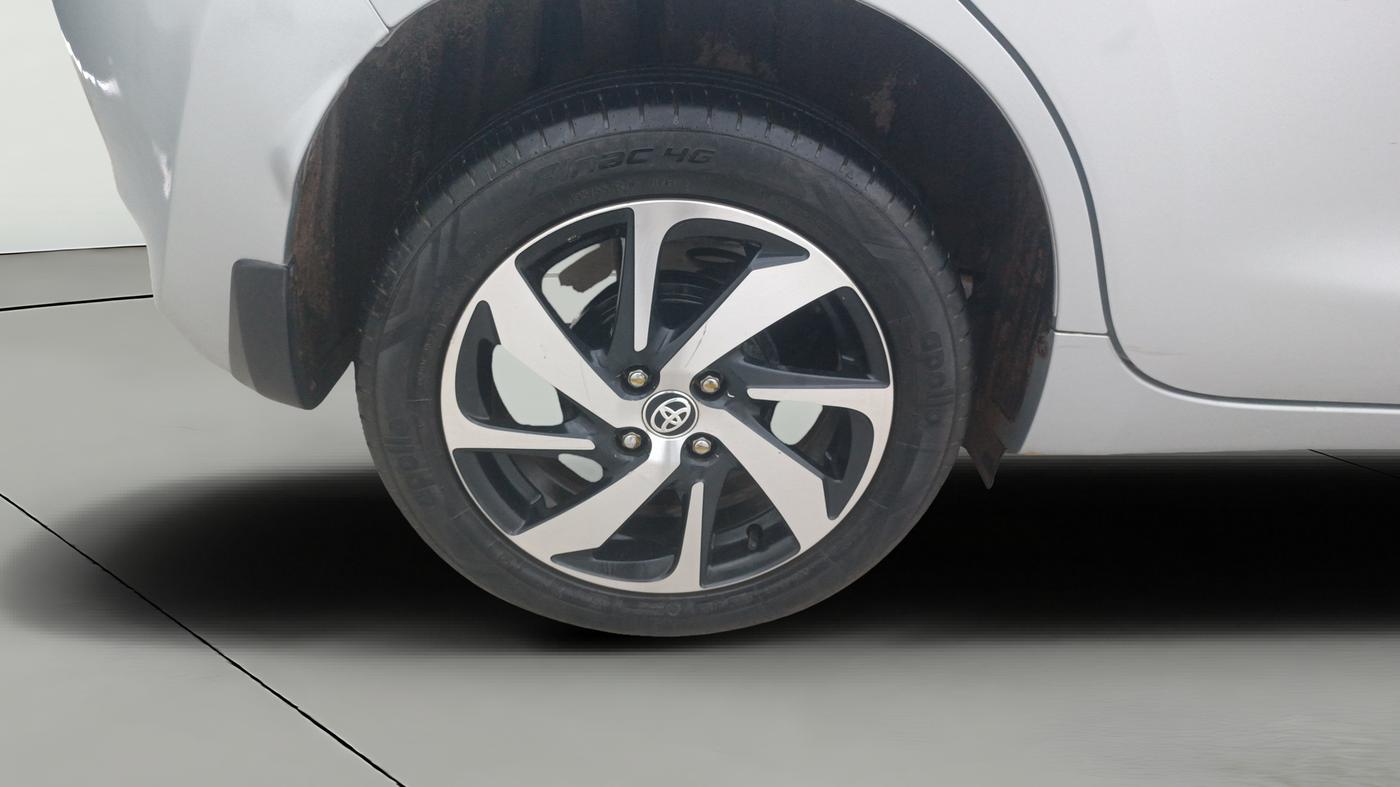 2022 Toyota Glanza G, Petrol, Manual, 48,294 km, Right Rear Wheel