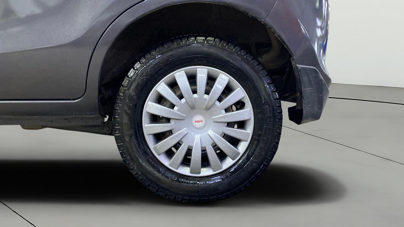 2015 Maruti Alto 800 VXI, Petrol, Manual, 9,782 km, Left Rear Wheel