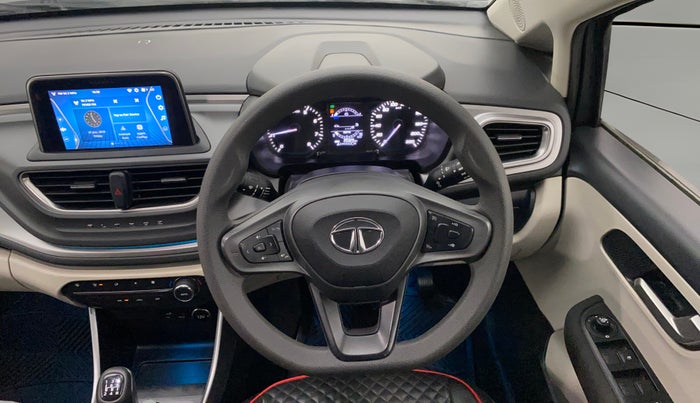 2023 Tata ALTROZ XZ PETROL, Petrol, Manual, 20,328 km, Steering Wheel Close Up