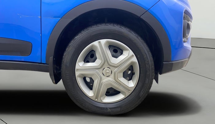 2021 Tata NEXON XMA SUNROOF PETROL, Petrol, Automatic, 20,203 km, Right Front Wheel