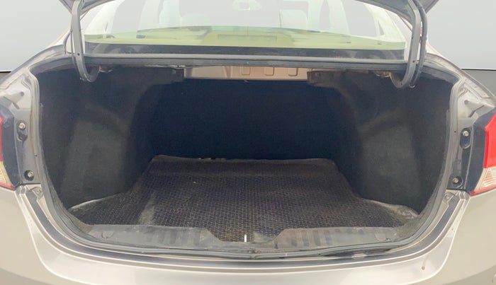 2015 Maruti Ciaz ZXI+, Petrol, Manual, 58,073 km, Boot Open Zoomed View