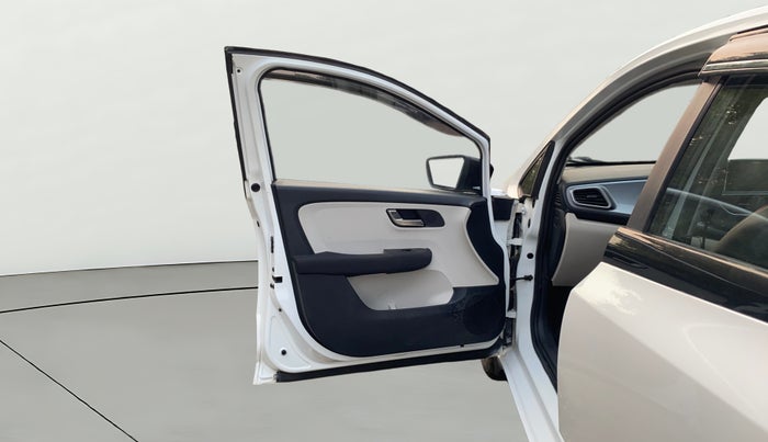 2023 Tata ALTROZ XZ PETROL, Petrol, Manual, 21,487 km, LHS Front Door