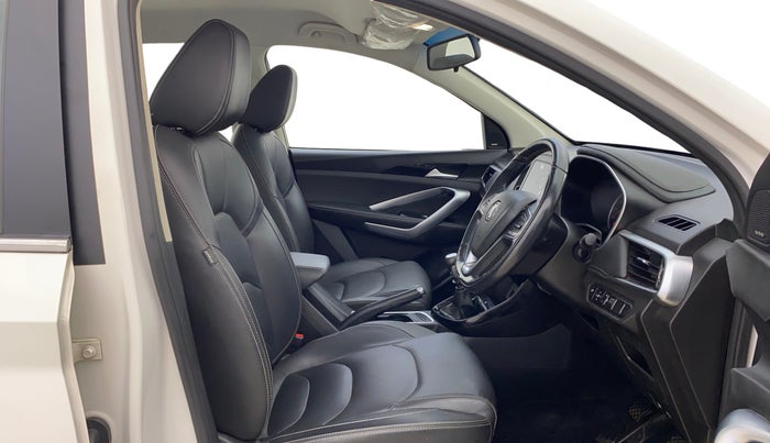 2019 MG HECTOR SMART 2.0 DIESEL, Diesel, Manual, 76,220 km, Right Side Front Door Cabin