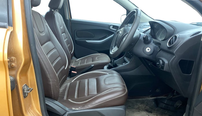 2015 Ford New Figo TREND 1.2 PETROL, Petrol, Manual, 91,848 km, Right Side Front Door Cabin