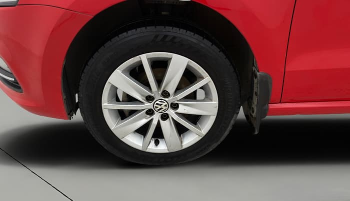 2017 Volkswagen Polo HIGHLINE1.2L, Petrol, Manual, 51,636 km, Left Front Wheel