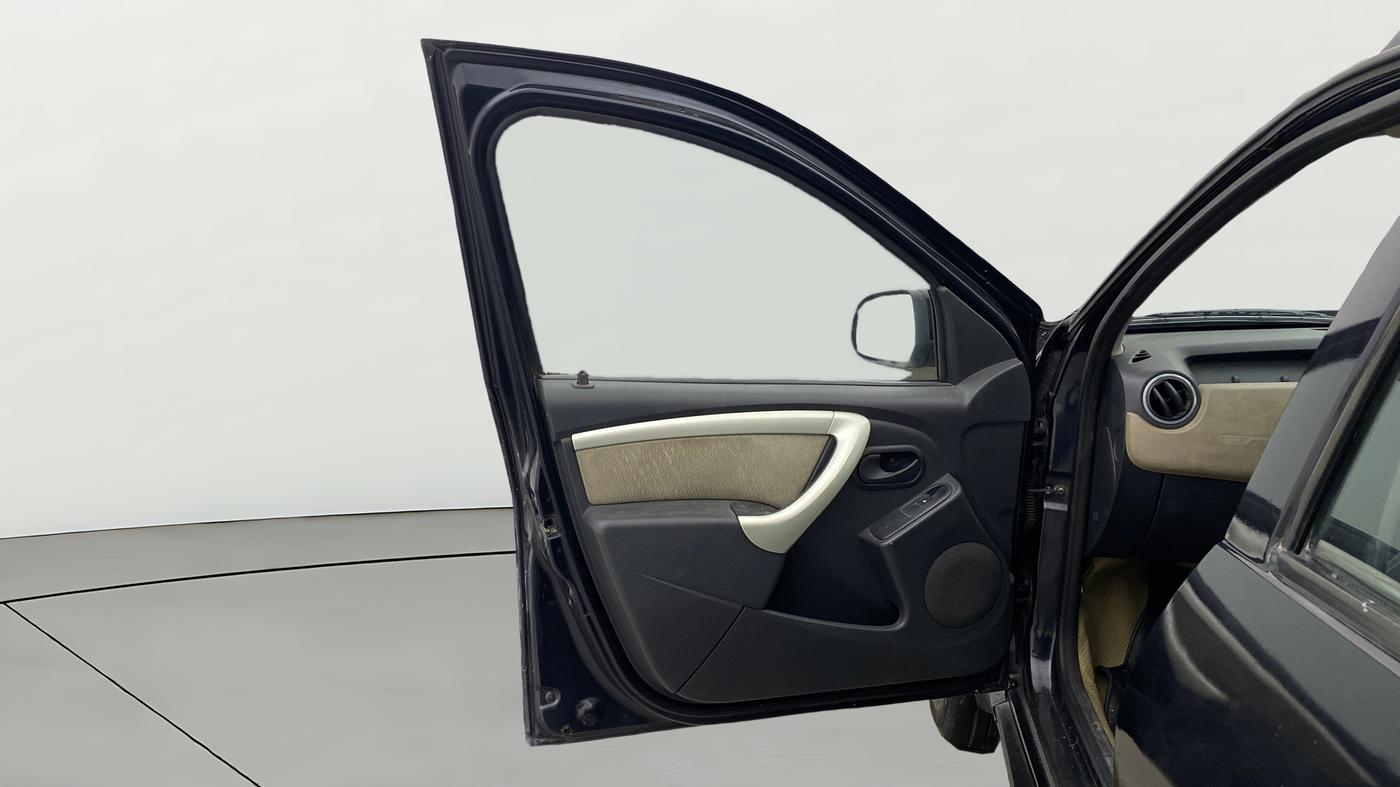 2014 Renault Duster RXL PETROL, Petrol, Manual, 54,447 km, LHS Front Door