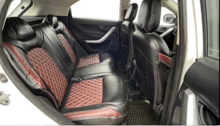 2022 Tata NEXON XE PETROL, Petrol, Manual, 92,672 km, Right Side Rear Door Cabin