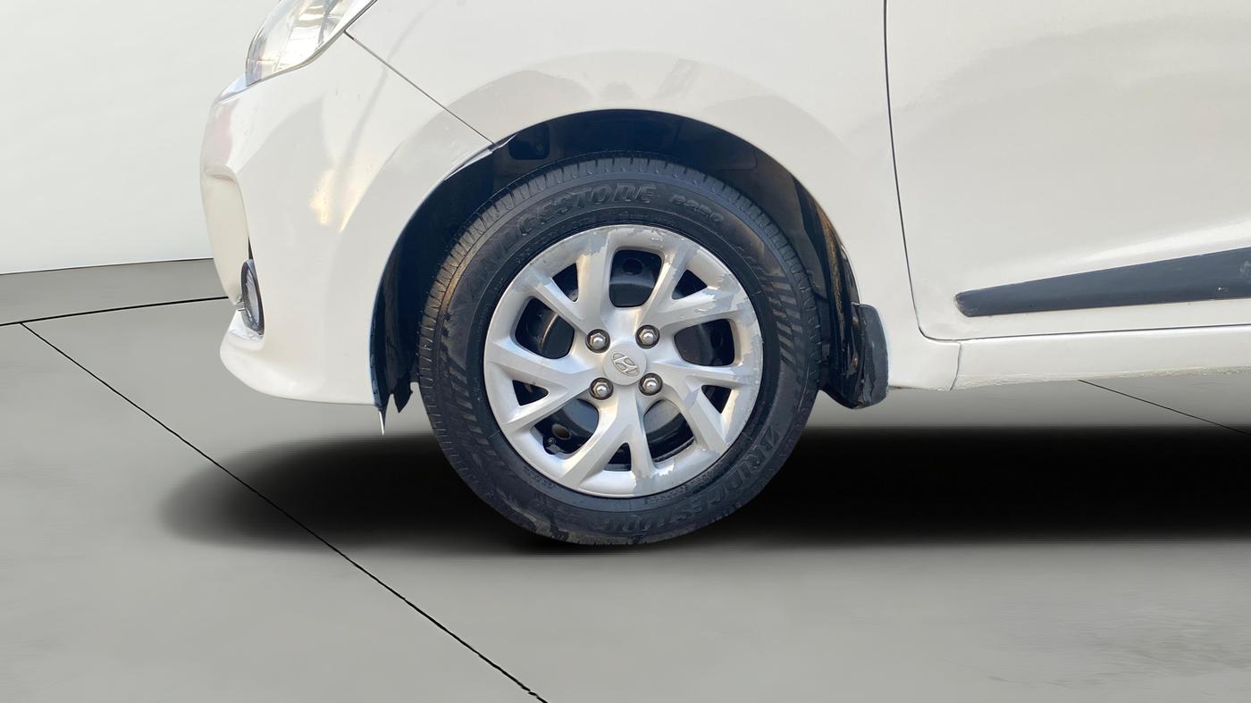2018 Hyundai Grand i10 SPORTZ 1.2 KAPPA VTVT, Petrol, Manual, 42,647 km, Left Front Wheel