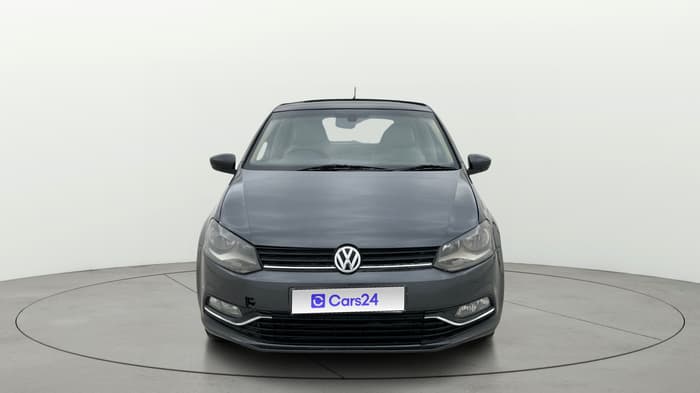 2016 Volkswagen Polo HIGHLINE1.5L, Diesel, Manual, 1,25,077 km, Front