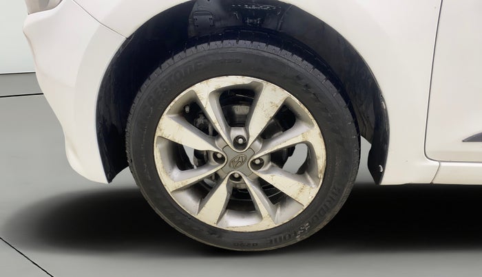 2015 Hyundai Elite i20 ASTA 1.2, CNG, Manual, 1,24,452 km, Left Front Wheel