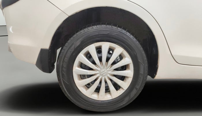 2015 Maruti Swift Dzire VXI, Petrol, Manual, 51,714 km, Right Rear Wheel