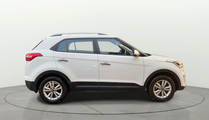 2016 Hyundai Creta SX PLUS 1.6 PETROL, Petrol, Manual, 1,11,085 km, Right Side View