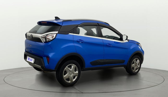 2020 Tata NEXON XZ PETROL, Petrol, Manual, 1,06,567 km, Right Back Diagonal