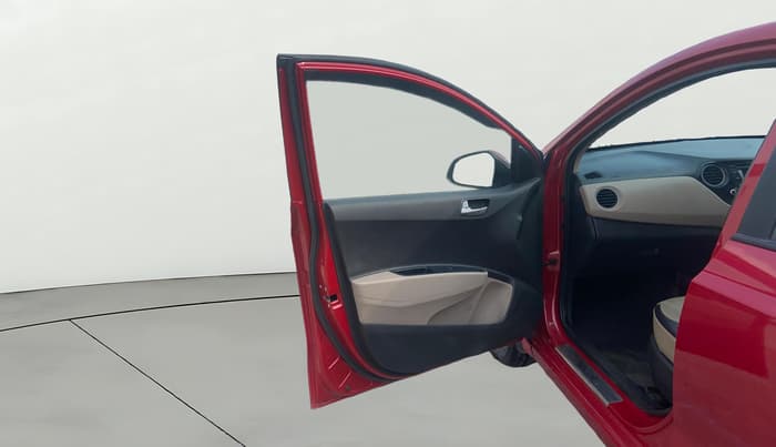 2014 Hyundai Xcent SX 1.2 (O), Petrol, Manual, 40,162 km, LHS Front Door