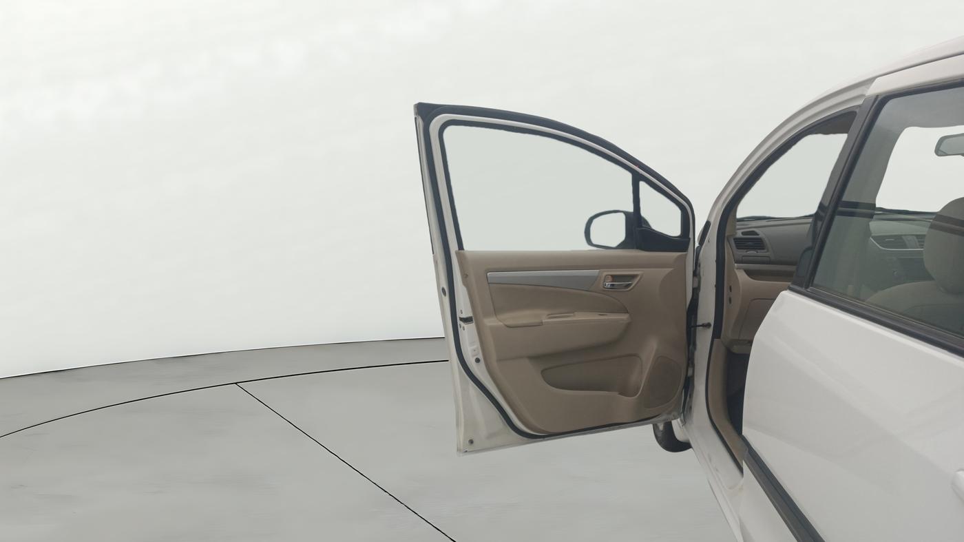 2017 Maruti Ertiga ZXI, Petrol, Manual, 88,428 km, LHS Front Door