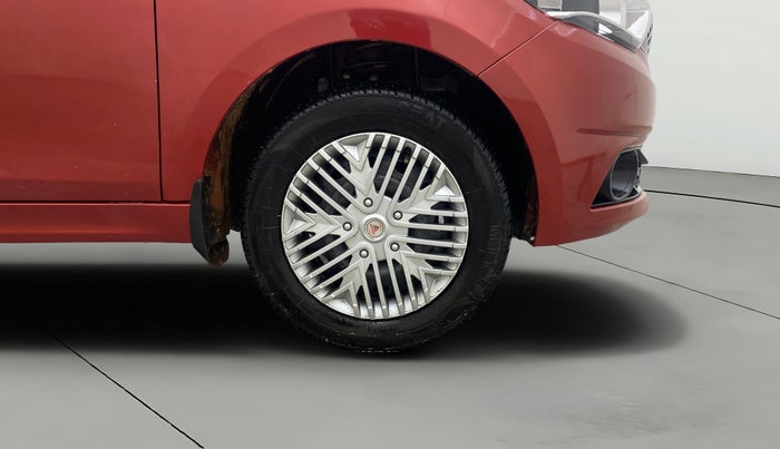 2017 Tata Tiago XT PETROL, Petrol, Manual, 80,203 km, Right Front Wheel