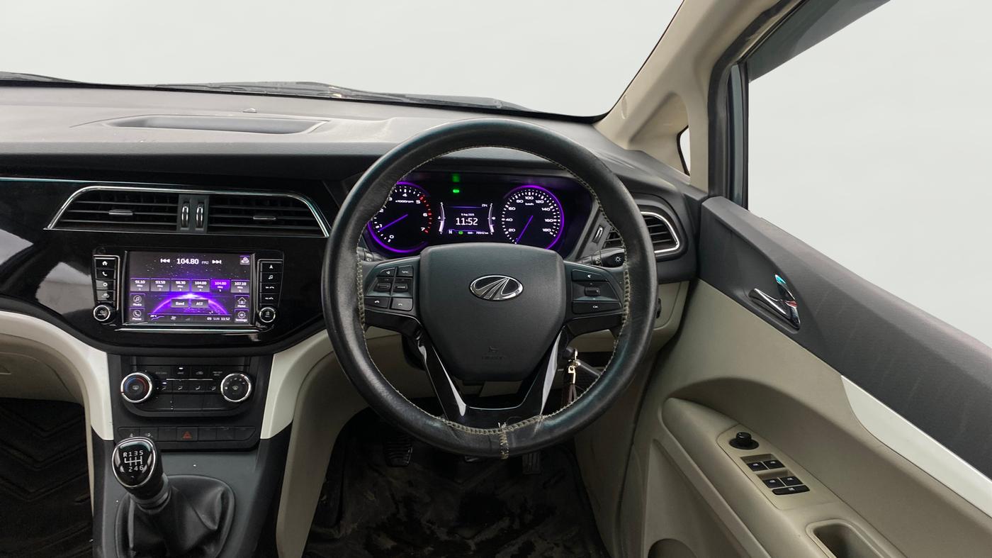 2019 Mahindra MARAZZO M6 7 STR, Diesel, Manual, 78,941 km, Steering Wheel Close Up