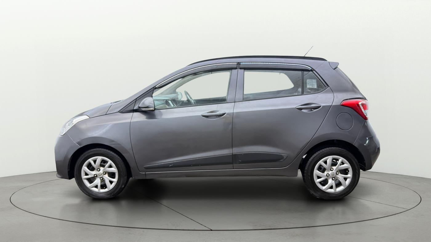 2017 Hyundai Grand i10 SPORTZ (O) 1.2 KAPPA VTVT, Petrol, Manual, 56,617 km, Left Side