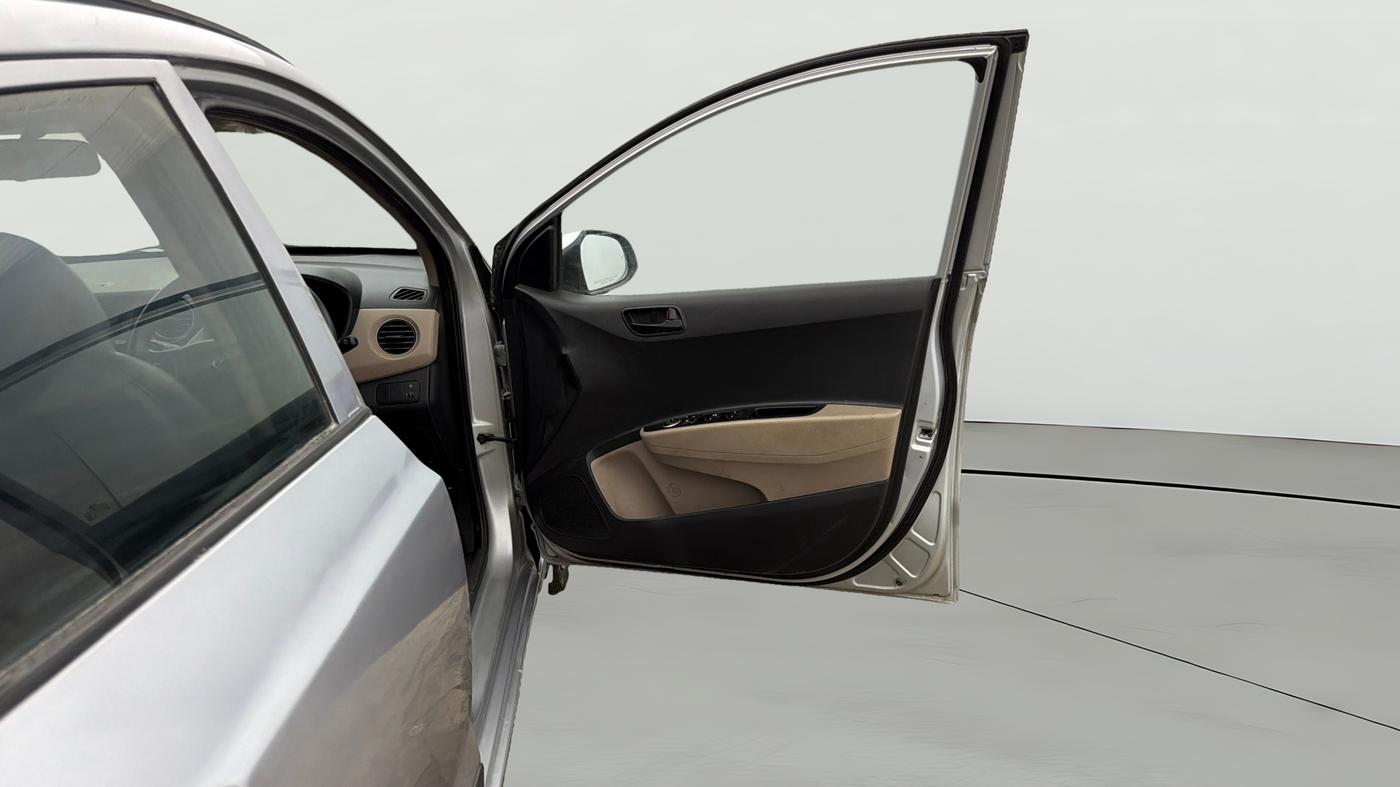 2018 Hyundai Grand i10 MAGNA AT 1.2 KAPPA VTVT, Petrol, Automatic, 56,890 km, RHS Front Door