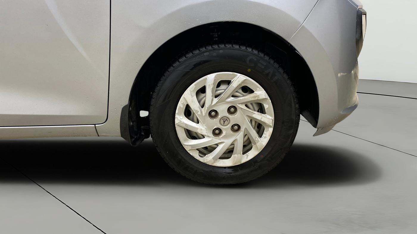 2020 Hyundai NEW SANTRO MAGNA, Petrol, Manual, 62,718 km, Right Front Wheel